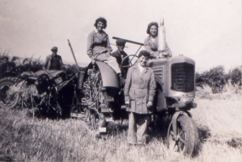 Land Girls by tractor, East Lothian.png